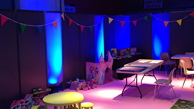 Espace garderie et animation enfants proposé en option lors des événements professionnels au domaine L’Écrin du Monastère, pour faciliter la venue des familles et collaborateurs.